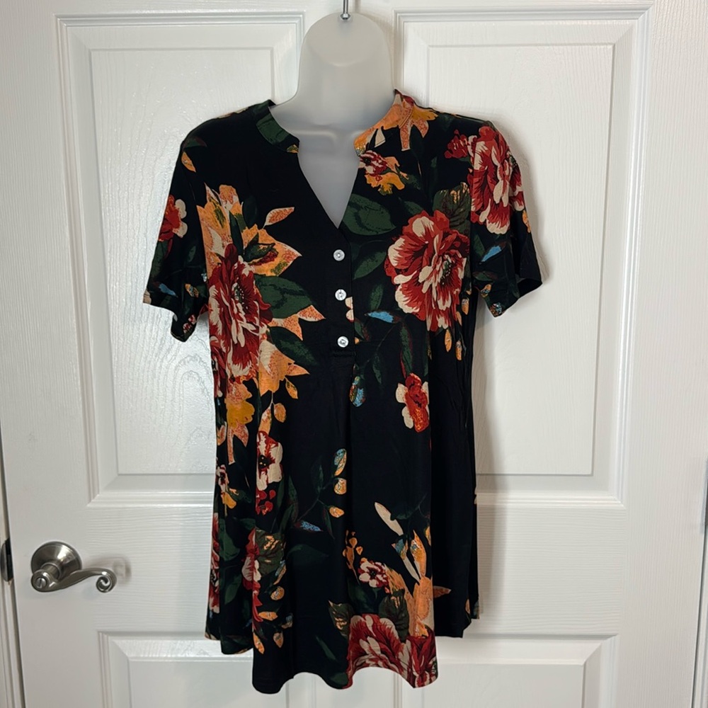 Ayufi floral button down top